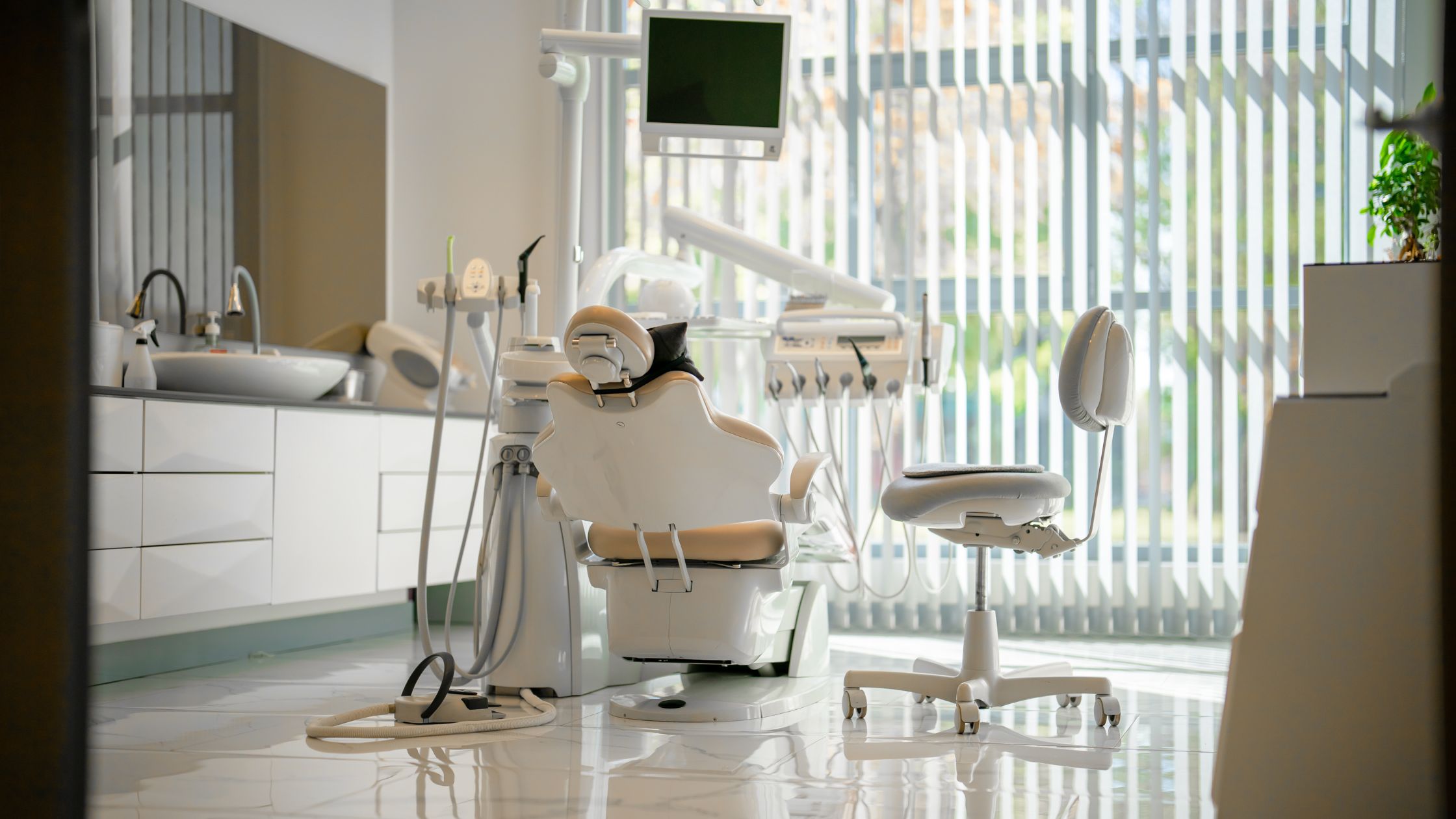 Finding The Best Dentist Near You