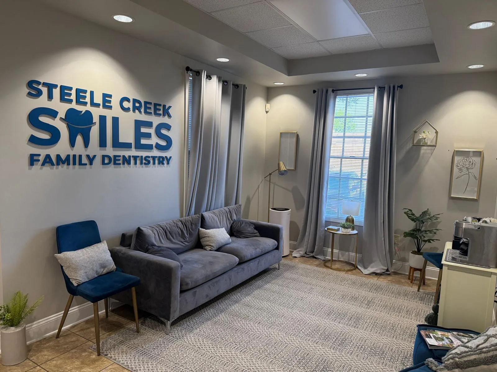 Steele Creek Smiles welcoming modern dental clinic interior
